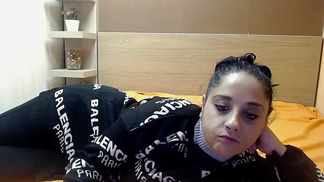 Snapshot of PinkyTwerkyX chatting on 02.02.25 PinkyTwerkyX online show from 02.02.25