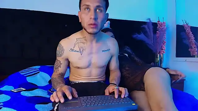 Snapshot of thonixxandluna chatting on 03.03.26 thonixxandluna online show from 03.03.26