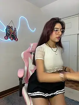 Snapshot of VelariaSoft chatting on 02.11.26 VelariaSoft online show from 02.11.26