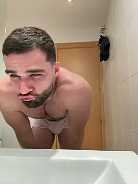 MitshCam online show from 02.18.26