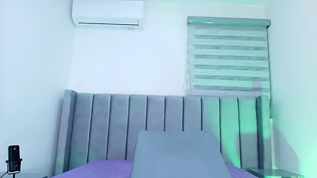 freyhasmith  online show from 03.06.26