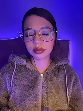 Deva 00 online show from 04.11.26