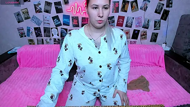 x Ulya1cutex online show from 03.02.26