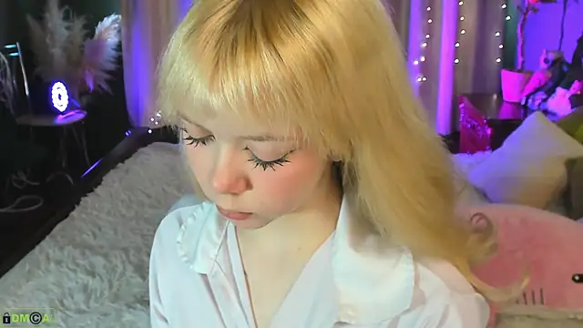 Rochelle kitty online show from 03.21.26