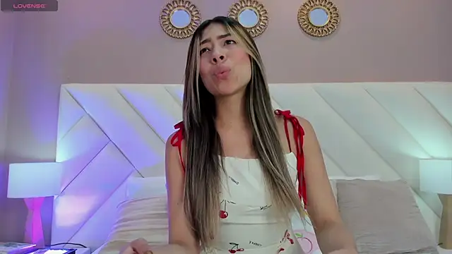 ValeryGomezz online show from 05.08.26