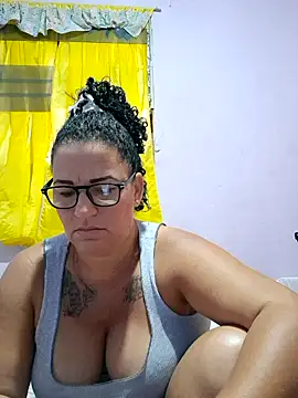 Snapshot of Monalinda-hot chatting on 02.22.26 Monalinda-hot online show from 02.22.26