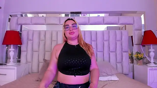 AngellHott  online show from 02.18.26