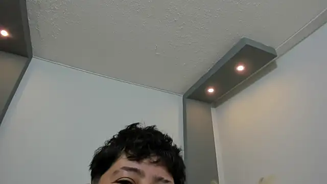 Snapshot of Gaia_n_Nix chatting on 05.26.26 Gaia n Nix online show from 05.26.26