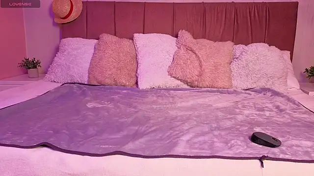 emma wilder  online show from 03.21.26