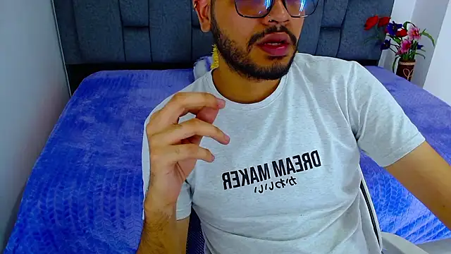 J black  online show from 02.18.26