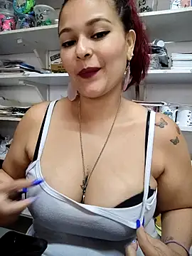 haffsa   online show from 04.16.26