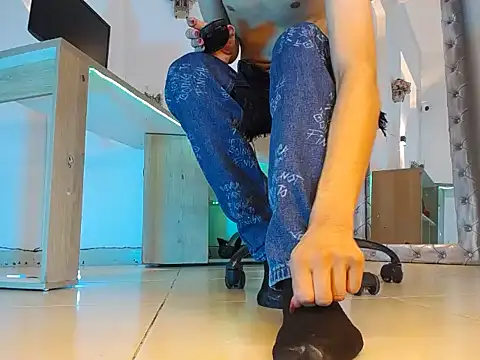 jullian ricci online show from 04.11.26