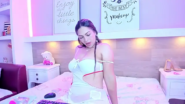 ZoeMoon-1 online show from 03.10.26