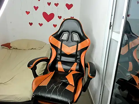 Snapshot of RYAN_MYEARZ__ chatting on 03.01.26 RYAN MYEARZ online show from 03.01.26