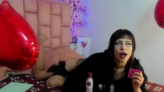 Snapshot of emma_cg chatting on 02.20.26 emma cg online show from 02.20.26