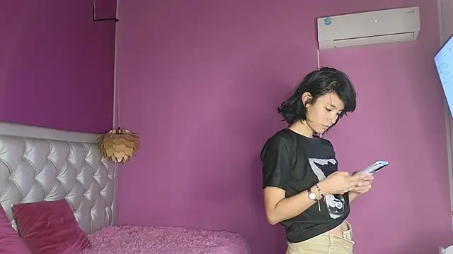 Snapshot of ivonne_heaven chatting on 02.23.26 ivonne heaven online show from 02.23.26