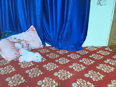 its-sarika01 online show from 04.17.26