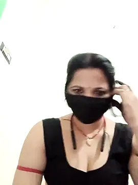 karishma Bhabhi online show from 04.11.26