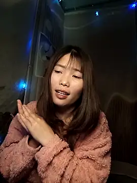 Snapshot of Girl-crazy1 chatting on 03.11.26 Girl-crazy1 online show from 03.11.26