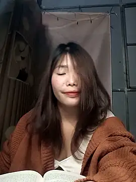 Snapshot of Girl-crazy1 chatting on 03.22.26 Girl-crazy1 online show from 03.22.26