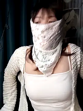 Snapshot of Girl-crazy1 chatting on 04.10.26 Girl-crazy1 online show from 04.10.26