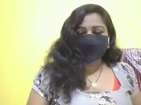 Snapshot of anu-reddyy chatting on 06.24.26 anu-reddyy online show from 06.24.26