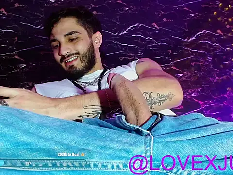 LovexJuxn8 online show from 04.09.26