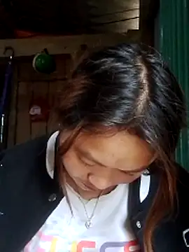 Snapshot of bany-lee chatting on 04.30.26 bany-lee online show from 04.30.26
