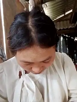 Snapshot of bany-lee chatting on 06.20.26 bany-lee online show from 06.20.26