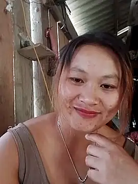 Snapshot of bany-lee chatting on 06.22.26 bany-lee online show from 06.22.26