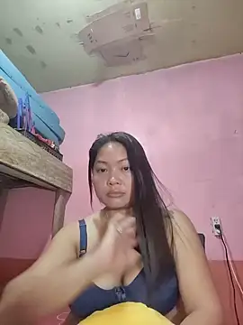 Snapshot of sweety_pie18 chatting on 02.14.26 sweety pie18 online show from 02.14.26