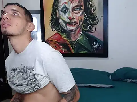 Snapshot of HotSinlge chatting on 02.13.26 HotSinlge online show from 02.13.26