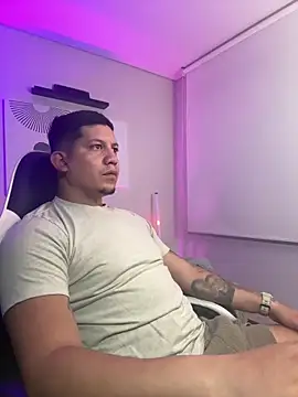  robertobaggioo online show from 04.19.26