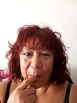 natalialuxee online show from 02.22.26