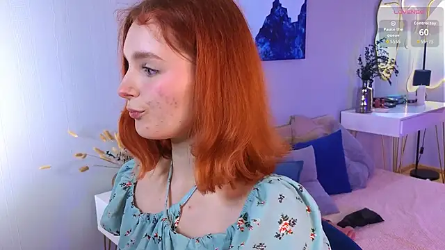 Snapshot of Vixaria chatting on 02.18.26 Vixaria online show from 02.18.26