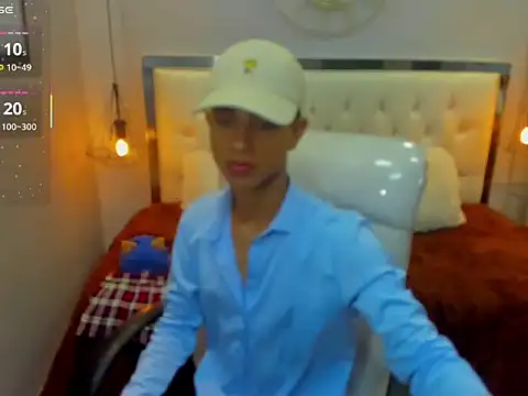 Snapshot of alexking_2 chatting on 02.13.26 alexking 2 online show from 02.13.26