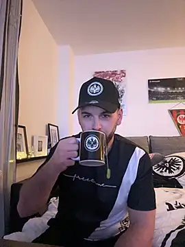 Snapshot of xxxsharkexxx chatting on 02.21.26 xxxsharkexxx online show from 02.21.26