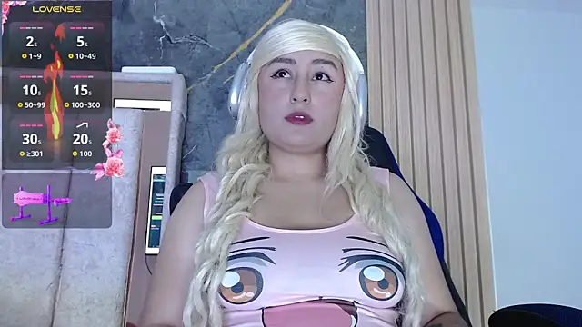 Hazumi Tsu online show from 04.23.26