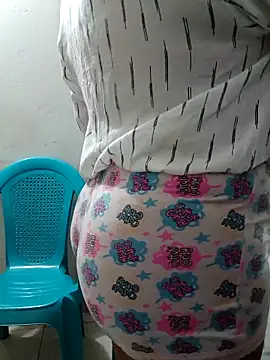 honey-suckle online show from 02.17.26