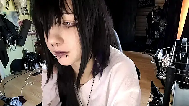 Snapshot of Shempert_ghot chatting on 02.15.26 Shempert ghot online show from 02.15.26