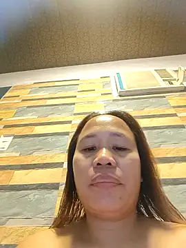 squirtshantal online show from 12.19.25