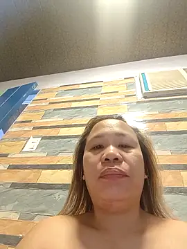 squirtshantal online show from 02.28.26