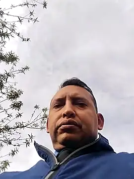 Hachi28 online show from 04.02.26