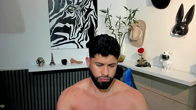 Snapshot of BENEDIICK chatting on 02.17.26 BENEDIICK online show from 02.17.26