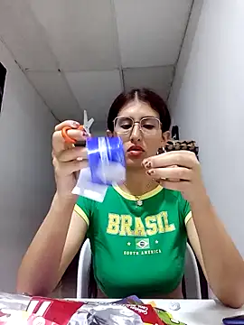 Esperanza  hot online show from 02.16.26