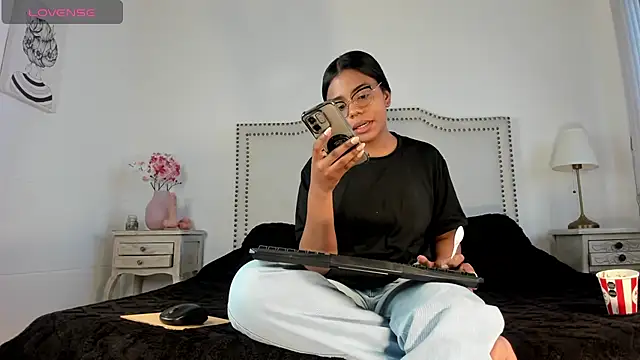 madii lenon online show from 06.23.26