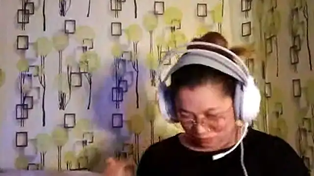 TennieReichow online show from 03.16.26