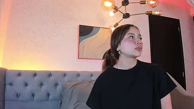 MAGIC EMMA  online show from 05.28.26