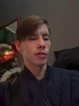 Snapshot of Erick_Wilson chatting on 12.21.25 Erick Wilson online show from 12.21.25