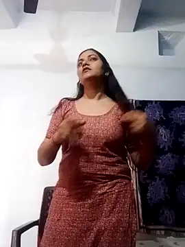 Snapshot of Anushka_Singh0 chatting on 02.19.26 Anushka Singh0 online show from 02.19.26